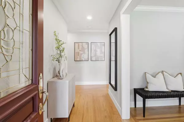 Redwood City, CA 94061,1465 Bonnie CT