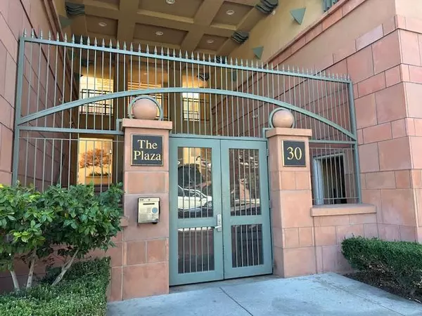 30 E Julian ST #206, San Jose, CA 95112