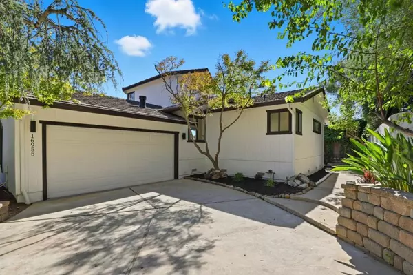 Morgan Hill, CA 95037,16955 Oakridge LN