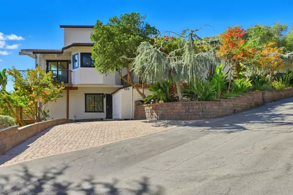 Morgan Hill, CA 95037,16955 Oakridge LN