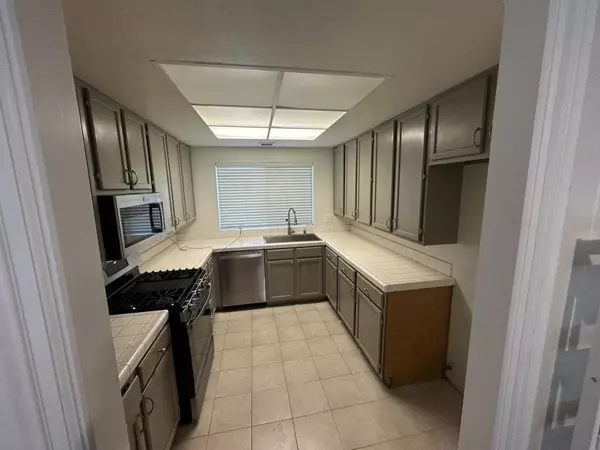 San Jose, CA 95136,92 Frontier Trail DR