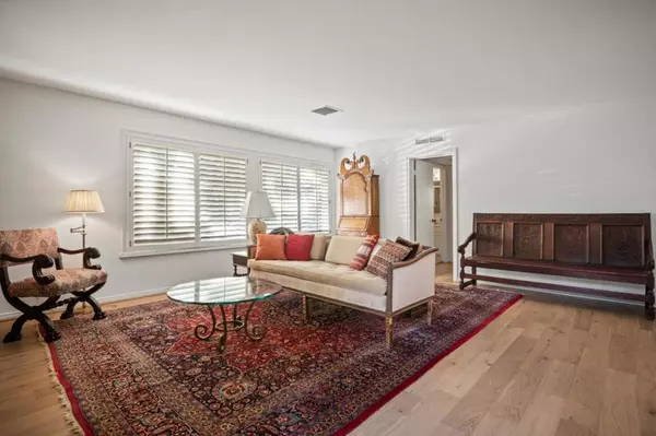 Carmel, CA 93921,0 NE Corner San Carlos & 8th ST #1