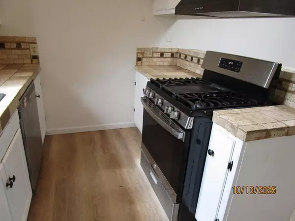 Capitola, CA 95010,4230 Grace ST