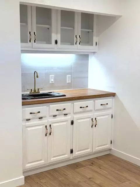 Foster City, CA 94404,1431 Marlin AVE