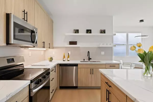 Pacifica, CA 94044,807 Fassler AVE