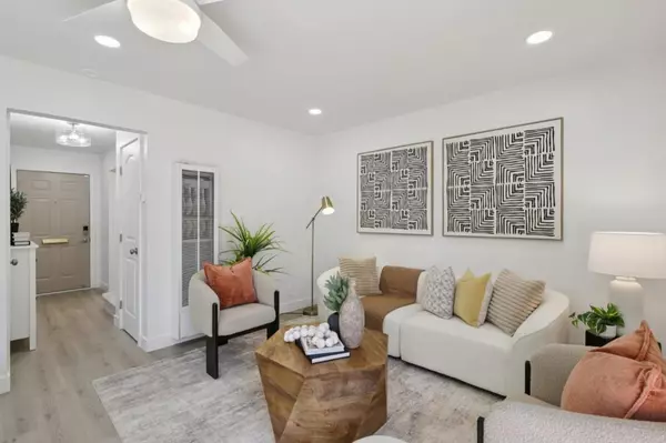 Santa Clara, CA 95051,834 Quince AVE #37