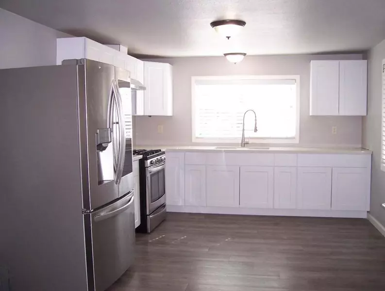 255 E. Bolivar ST, Salinas, CA 93906