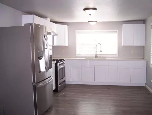 255 E. Bolivar ST, Salinas, CA 93906