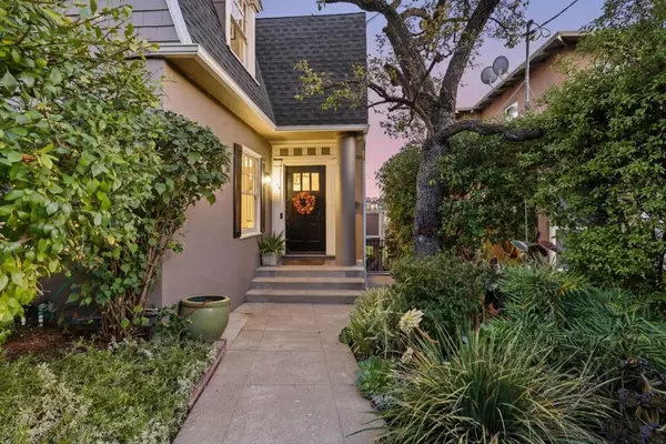 Piedmont, CA 94610,240 Wildwood AVE