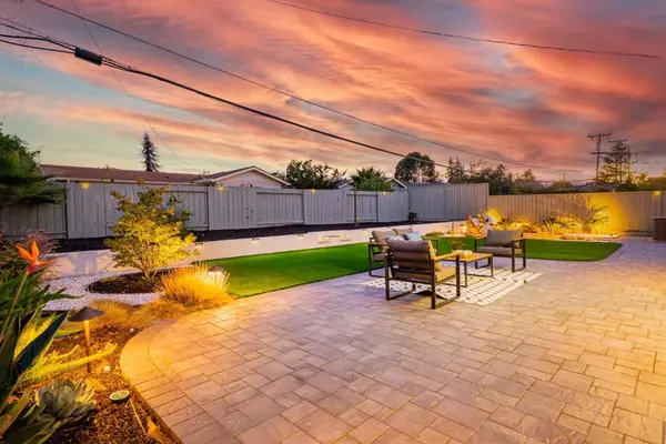 Campbell, CA 95008,816 Waldo RD