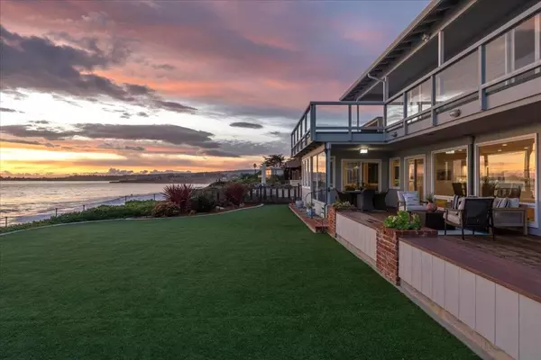 Santa Cruz, CA 95062,22780 E Cliff DR