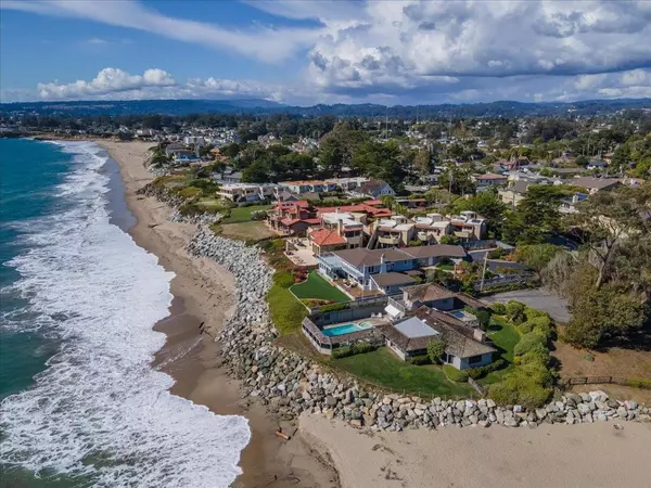 Santa Cruz, CA 95062,22780 E Cliff DR