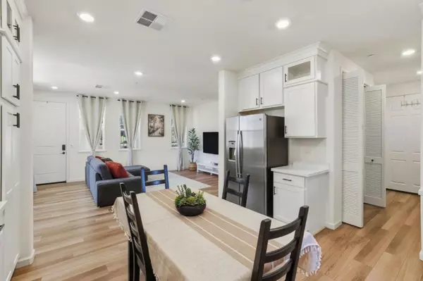 Gilroy, CA 95020,6376 Paysar LN