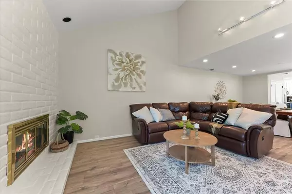 Gold River, CA 95670,2133 Gold Rush DR