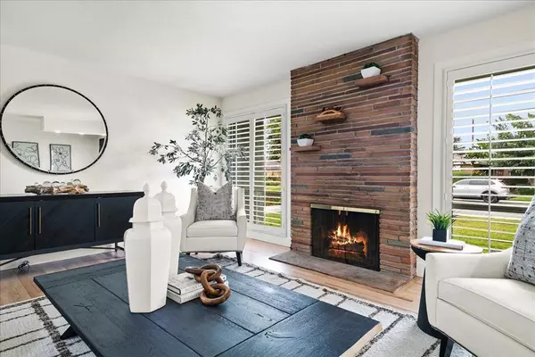 Santa Clara, CA 95050,952 Fairfield AVE