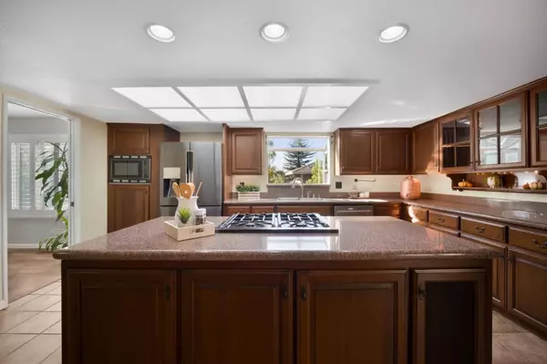 Morgan Hill, CA 95037,16715 Cerro Vista Drive