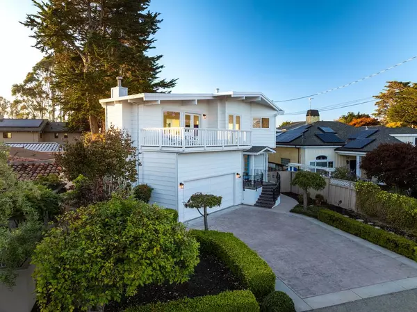 105 Granada DR, Aptos, CA 95003