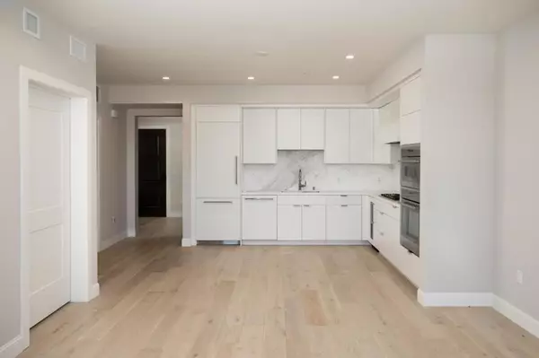 Los Altos, CA 94022,450 First ST #204