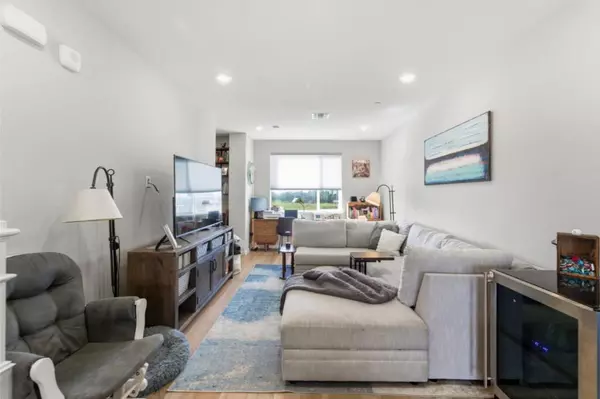 Milpitas, CA 95035,1206 California CIR