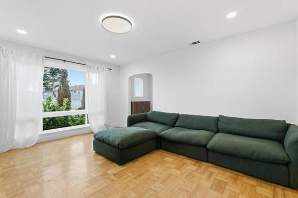 Daly City, CA 94014,1247 Hillside BLVD