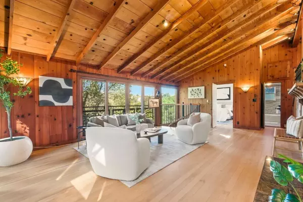 Redwood City, CA 94062,3451 Oak Knoll DR