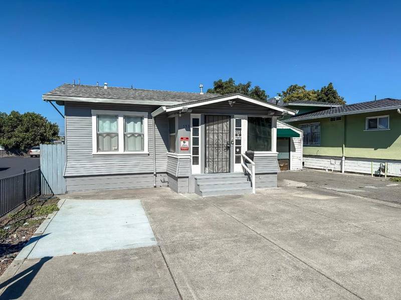 558 A ST, Hayward, CA 94541