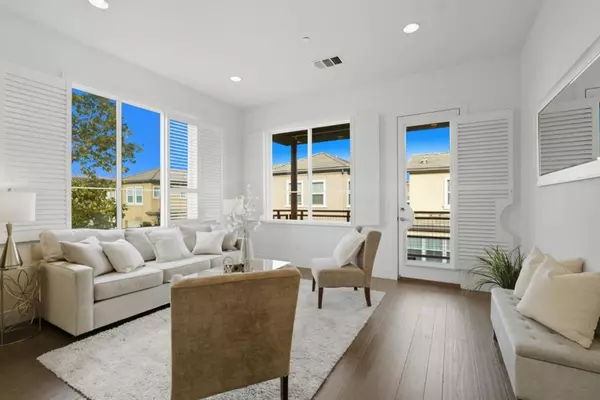 Milpitas, CA 95035,528 Odyssey LN