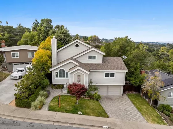 Redwood City, CA 94061,3676 Mcnulty WAY