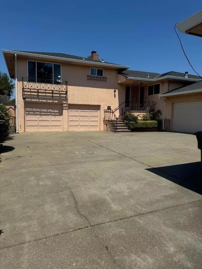 Burlingame, CA 94010,1768 Quesada WAY