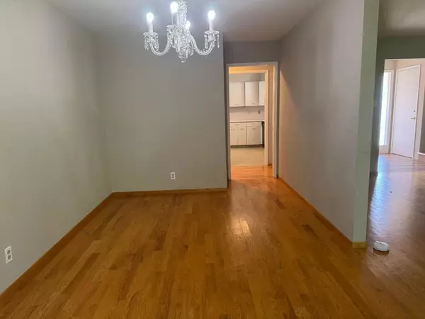 Burlingame, CA 94010,1768 Quesada WAY