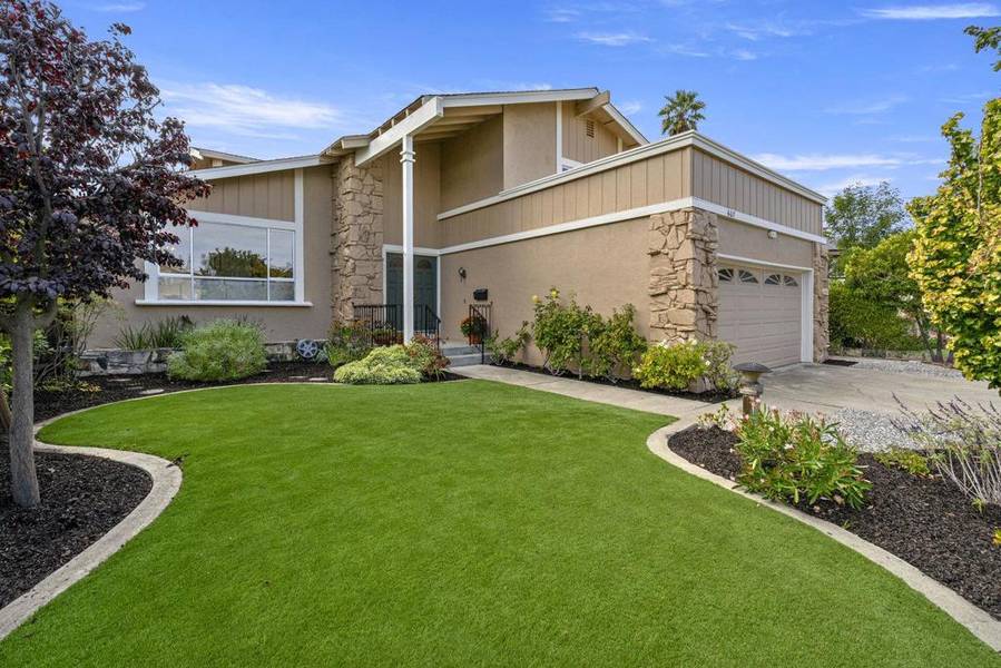 667 Sandy Hook CT, Foster City, CA 94404