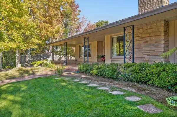 Hillsborough, CA 94010,1735 Crockett LN