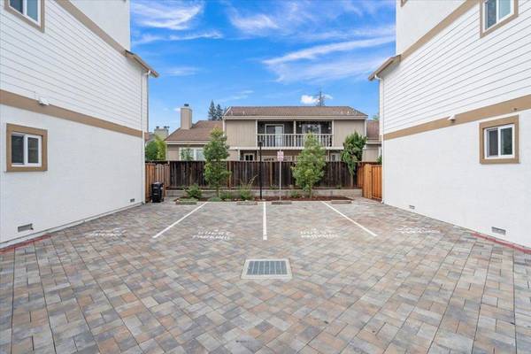 Campbell, CA 95008,186 Rincon AVE