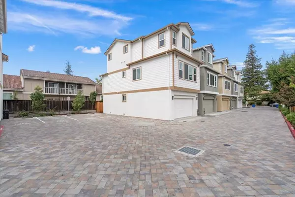 Campbell, CA 95008,186 Rincon AVE