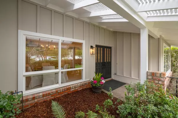 San Mateo, CA 94402,1712 Los Altos DR