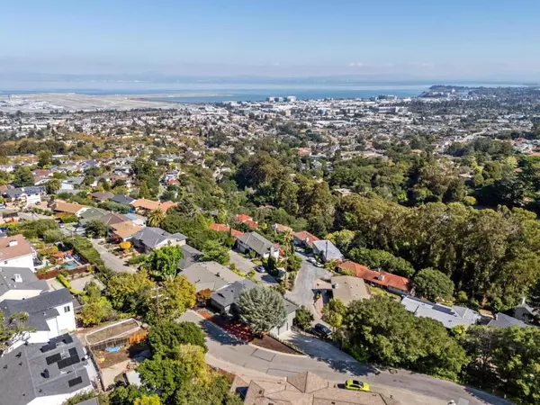 Millbrae, CA 94030,1297 Vista Grande