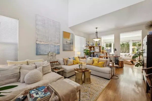 Redwood City, CA 94065,2009 Gossamer AVE