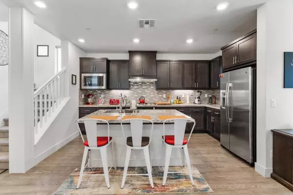 Dublin, CA 94568,5828 Iron Horse Pkwy