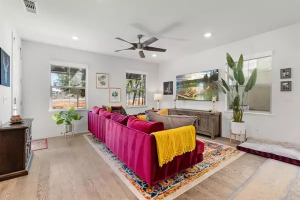Dublin, CA 94568,5828 Iron Horse Pkwy
