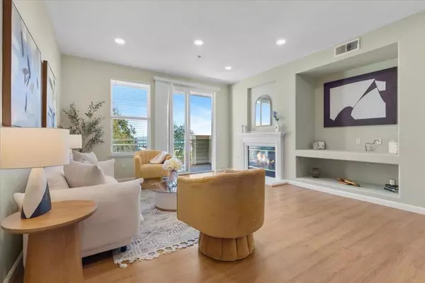 Brisbane, CA 94005,133 Cliff Swallow CT