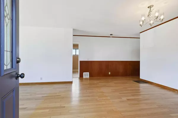 San Bruno, CA 94066,2081 Rollingwood DR