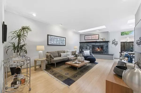 Menlo Park, CA 94025,1962 Menalto #B