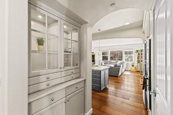 Gilroy, CA 95020,2846 Roundstone DR