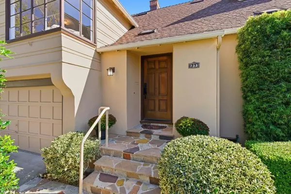 Burlingame, CA 94010,733 Lexington WAY