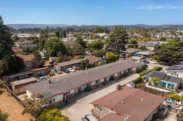Santa Cruz, CA 95062,2030 Kinsley ST