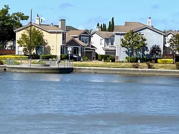 Belmont, CA 94002,366 Treasure Island DR