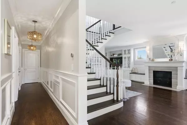 San Mateo, CA 94402,638 Oregon AVE