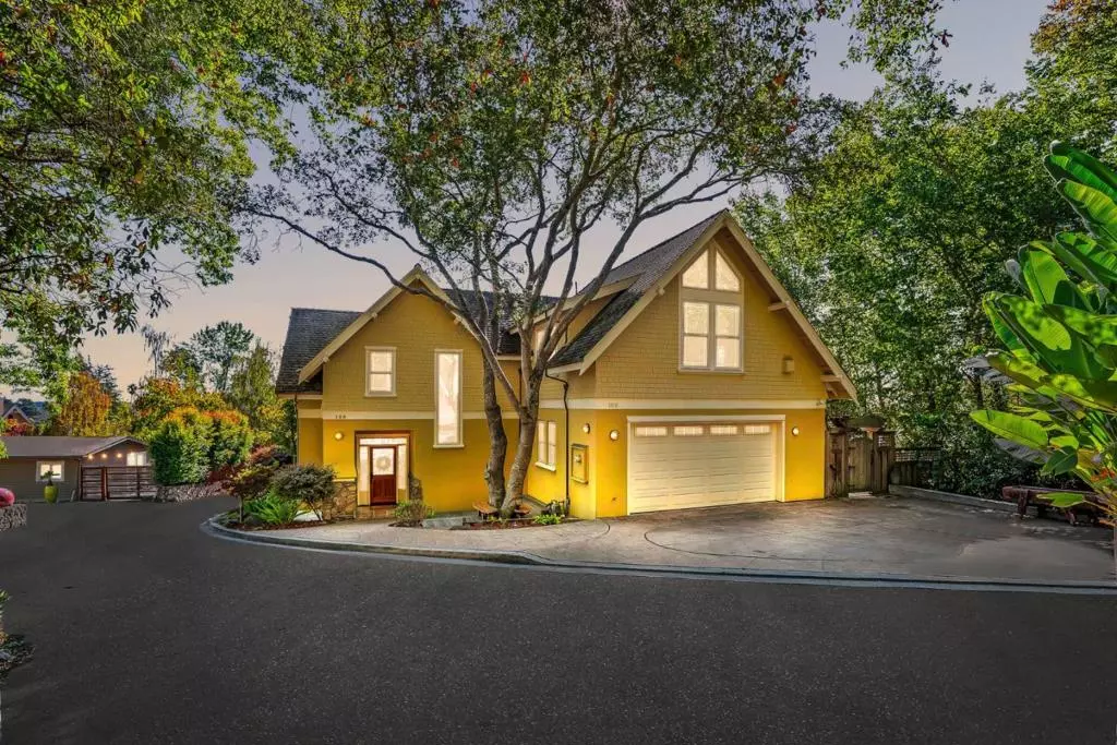 Santa Cruz, CA 95065,180 Delaveaga Park DR