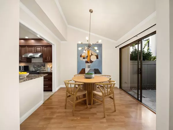 Mountain View, CA 94040,49 Showers DR #D460