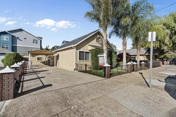 Gilroy, CA 95020,7621 Forest ST